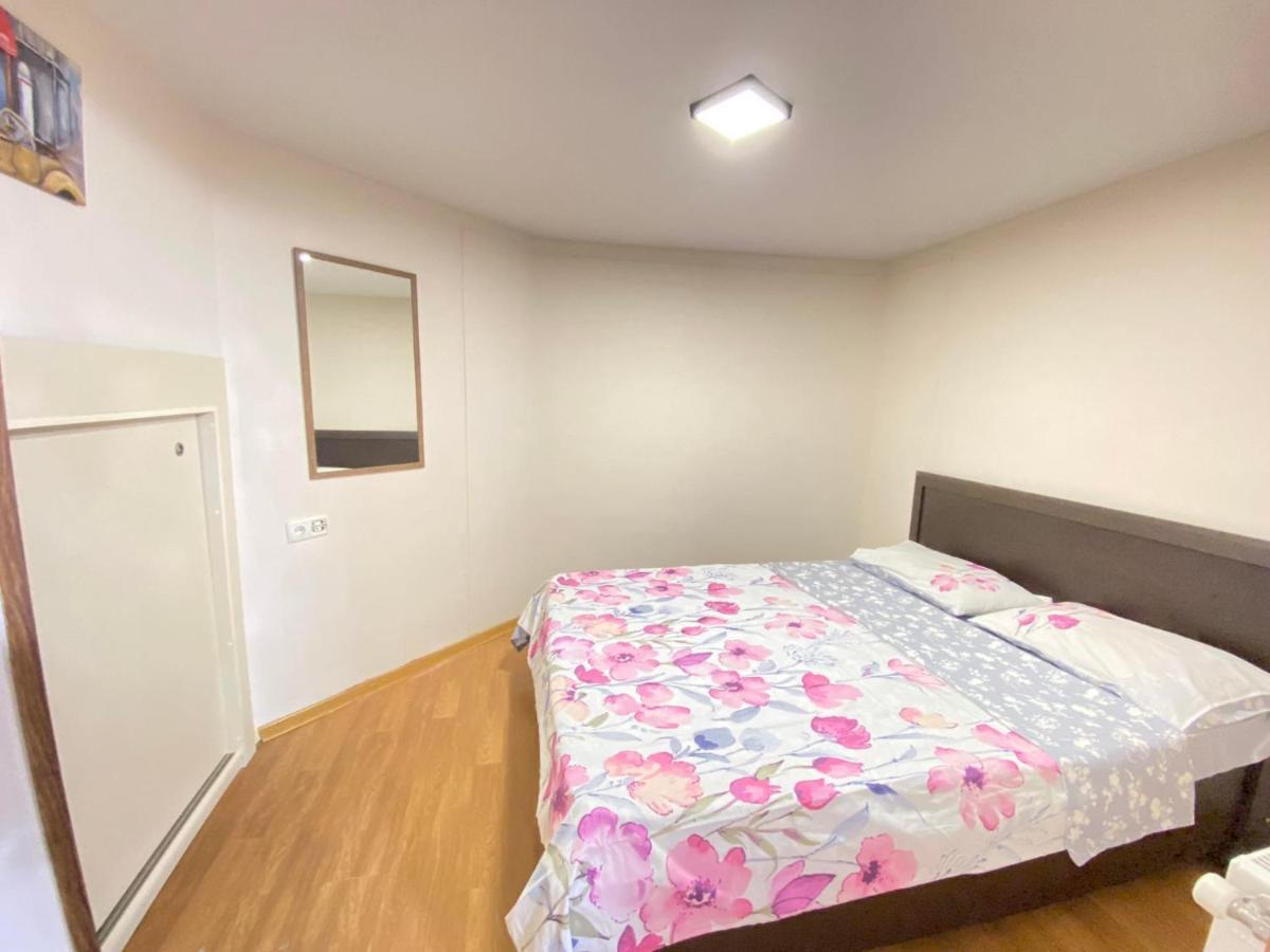 Freedom Square Apartment 第比利斯 外观 照片