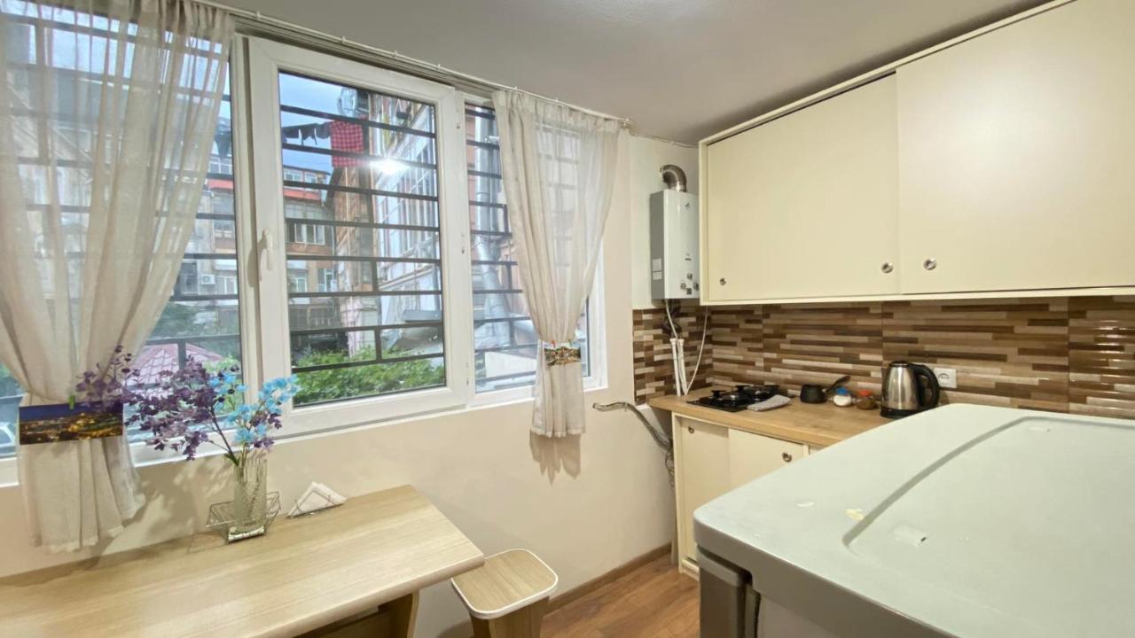 Freedom Square Apartment 第比利斯 外观 照片