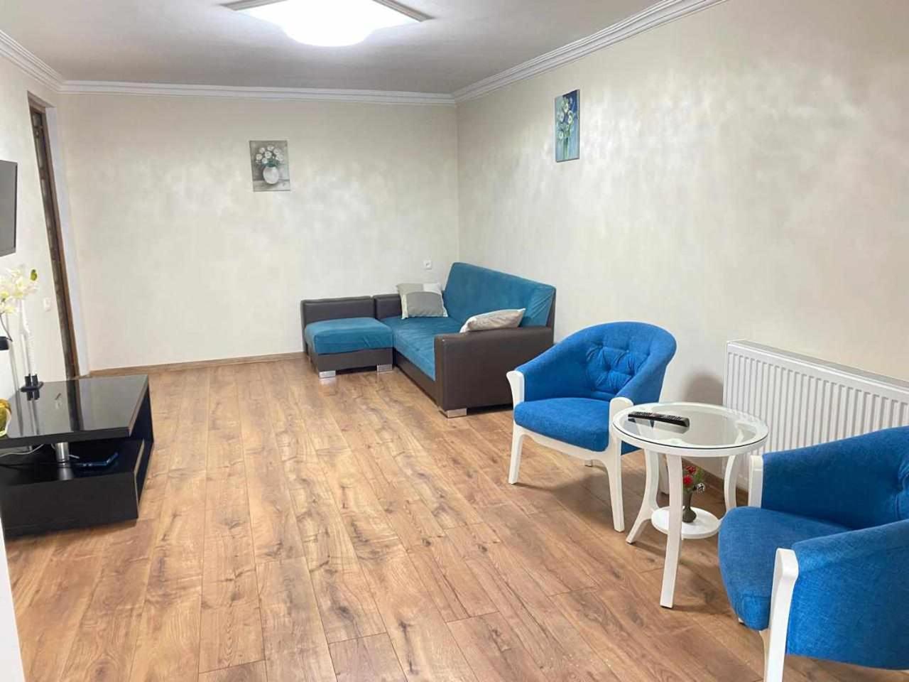 Freedom Square Apartment 第比利斯 外观 照片